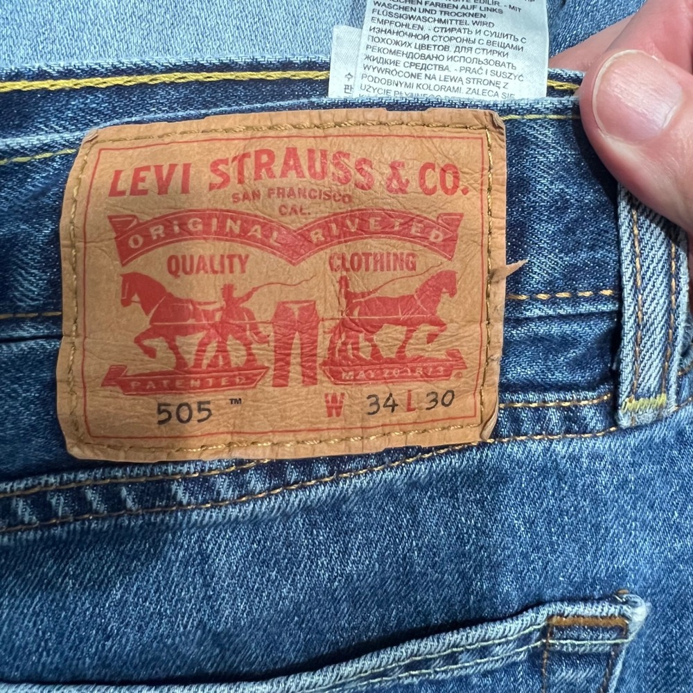 Levis 505 Regular Fit Mens Jeans 34x30 Medium Wash Blue Straight Leg Denim